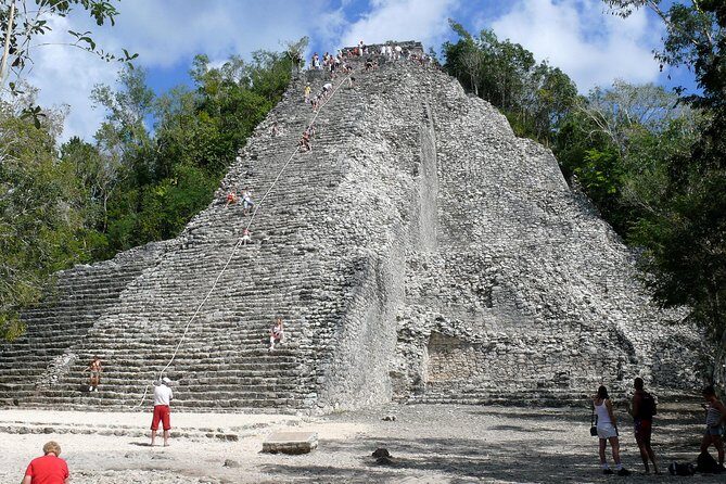Chichen Itza Cenote Ik Kil and Coba Small Group - Chichén Itzá: El Castillo, the Observatory, and a ball court you can’t miss