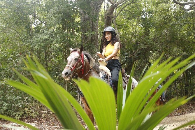 Horse Ride to Cenote Mil Columnas - Meeting point and timing: how the 2 hours work in real life