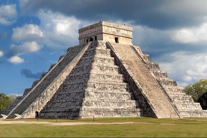 Private Tour Chichen Itza Cenote Valladolid All Inclusive - Getting to Chichén Itzá from Puerto Aventuras: the pace and the payoff