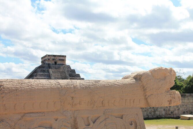 Private World Wonder Discovery Tour in Chichen Itza, Cenote and Valladolid - Chichen Itza With a Guide: Seeing the Meaning Behind the Stones
