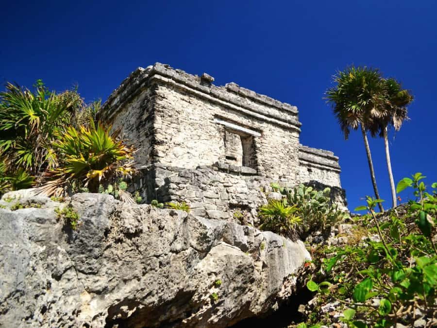Tulum: Archaeological Zone Guided Tour with Beach Access - The Limestone Wall, Ocean Cliff, and Panoramic Views